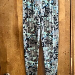 Women’s Floral Patterned Leggings